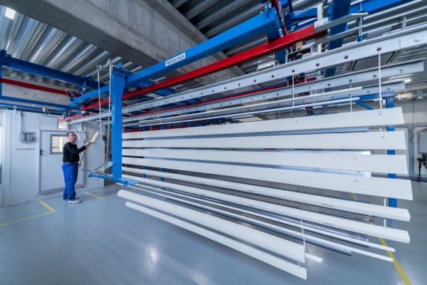 Powder coating plant