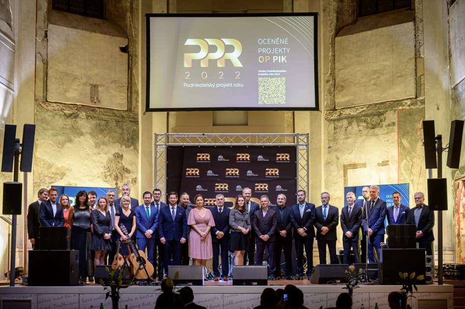 2022 11 16 MPO ceny 2400px-3369